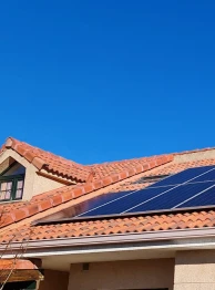 Instala placas solares en tu vivienda y ahorra en tu factura de luz